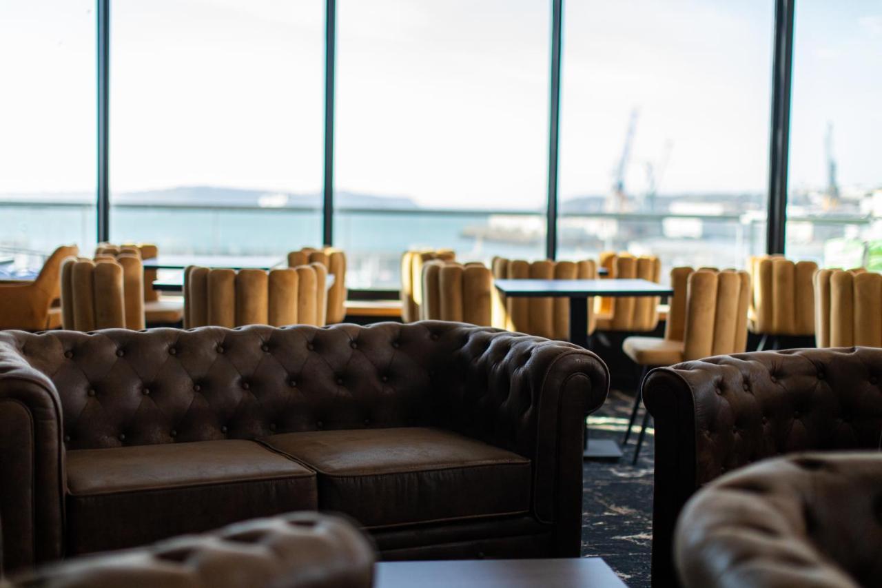 Le Barracuda & Spa, Centre Port, Pieds Dans L'Eau, Vue Mer Brest Eksteriør bilde