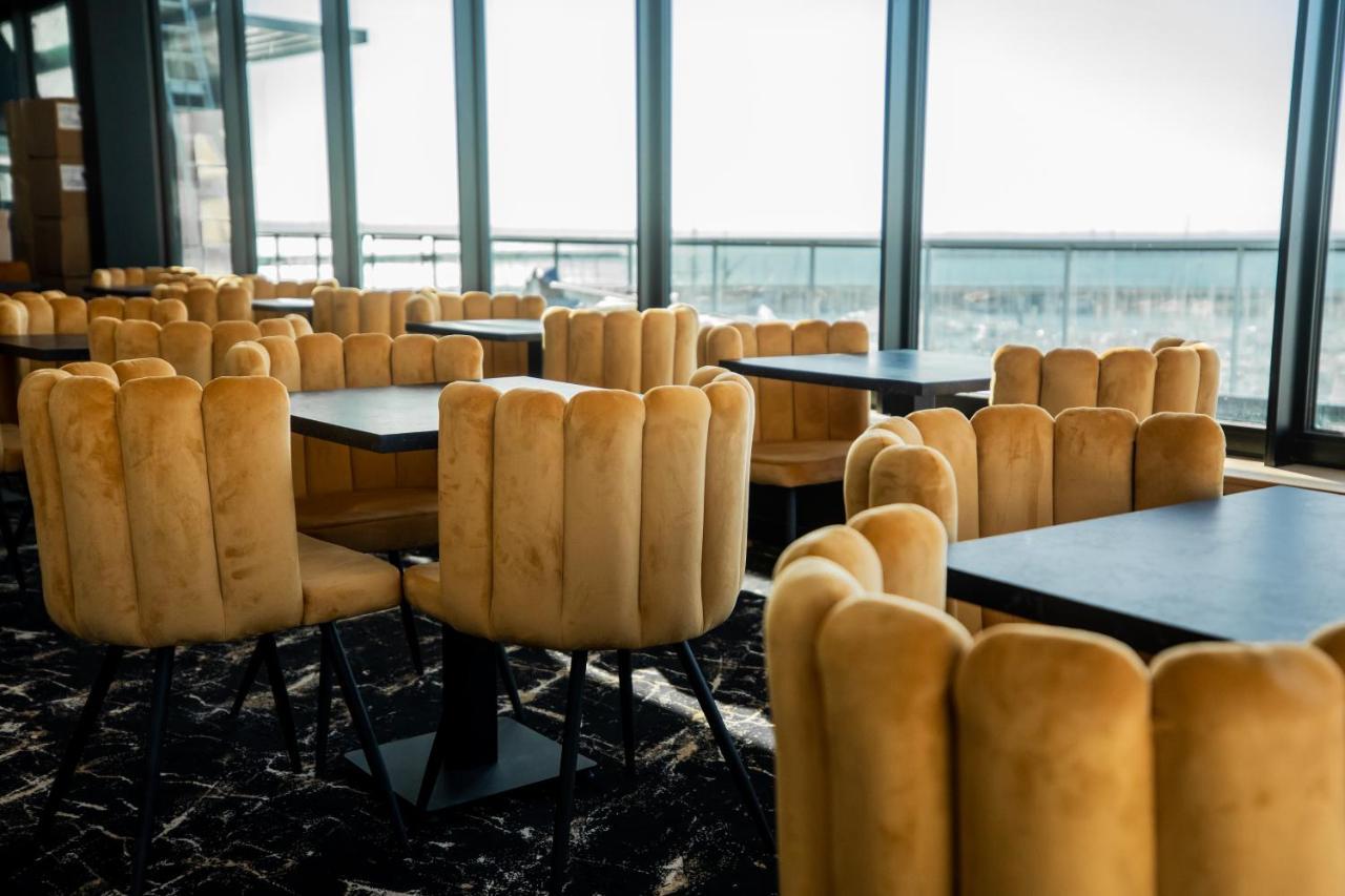 Le Barracuda & Spa, Centre Port, Pieds Dans L'Eau, Vue Mer Brest Eksteriør bilde